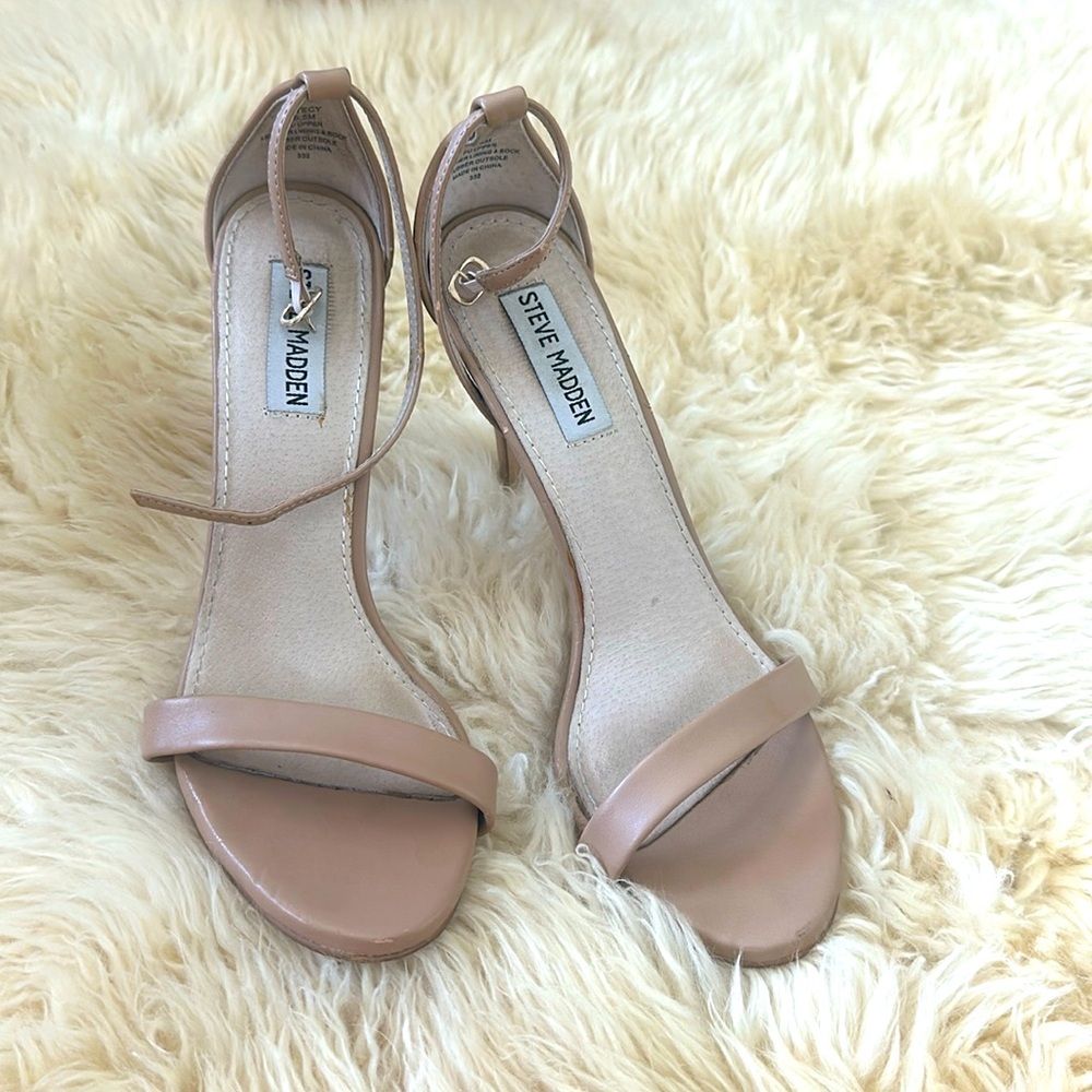 STEVE MADDEN ‘Stecy’ Stiletto size 8.5US